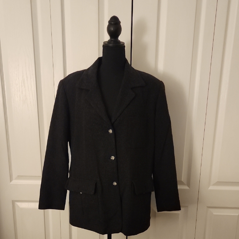 Black Tailored Blazer with Notched Lapel